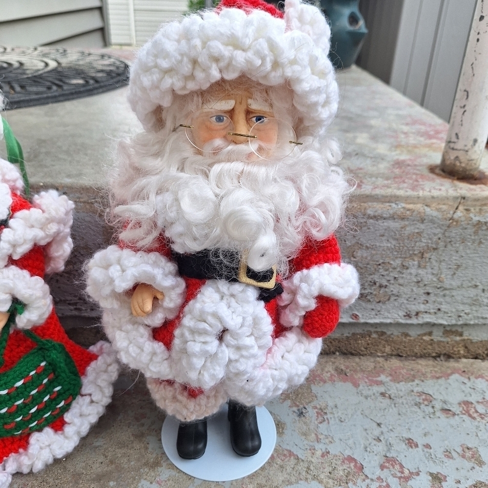 Vintage Christmas Hand Crocheted Santa and Mrs. Clause - Picture 3 of 5
